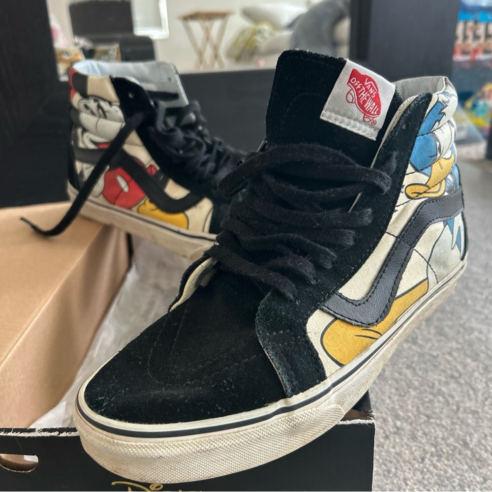 Women’s size 8 Disney Vans